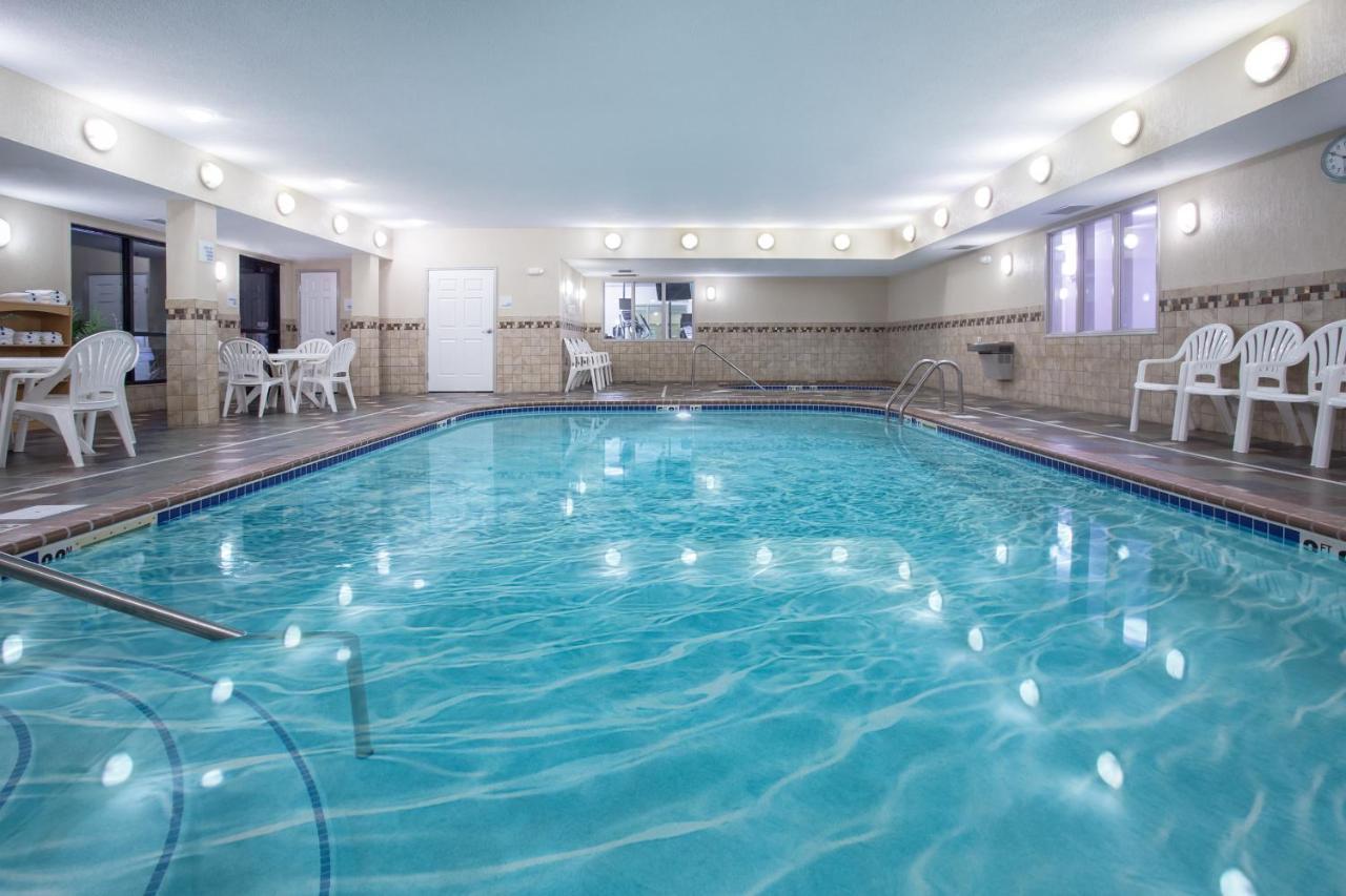 Holiday Inn Express Hotel & Suites Fort Collins By Ihg Exteriör bild