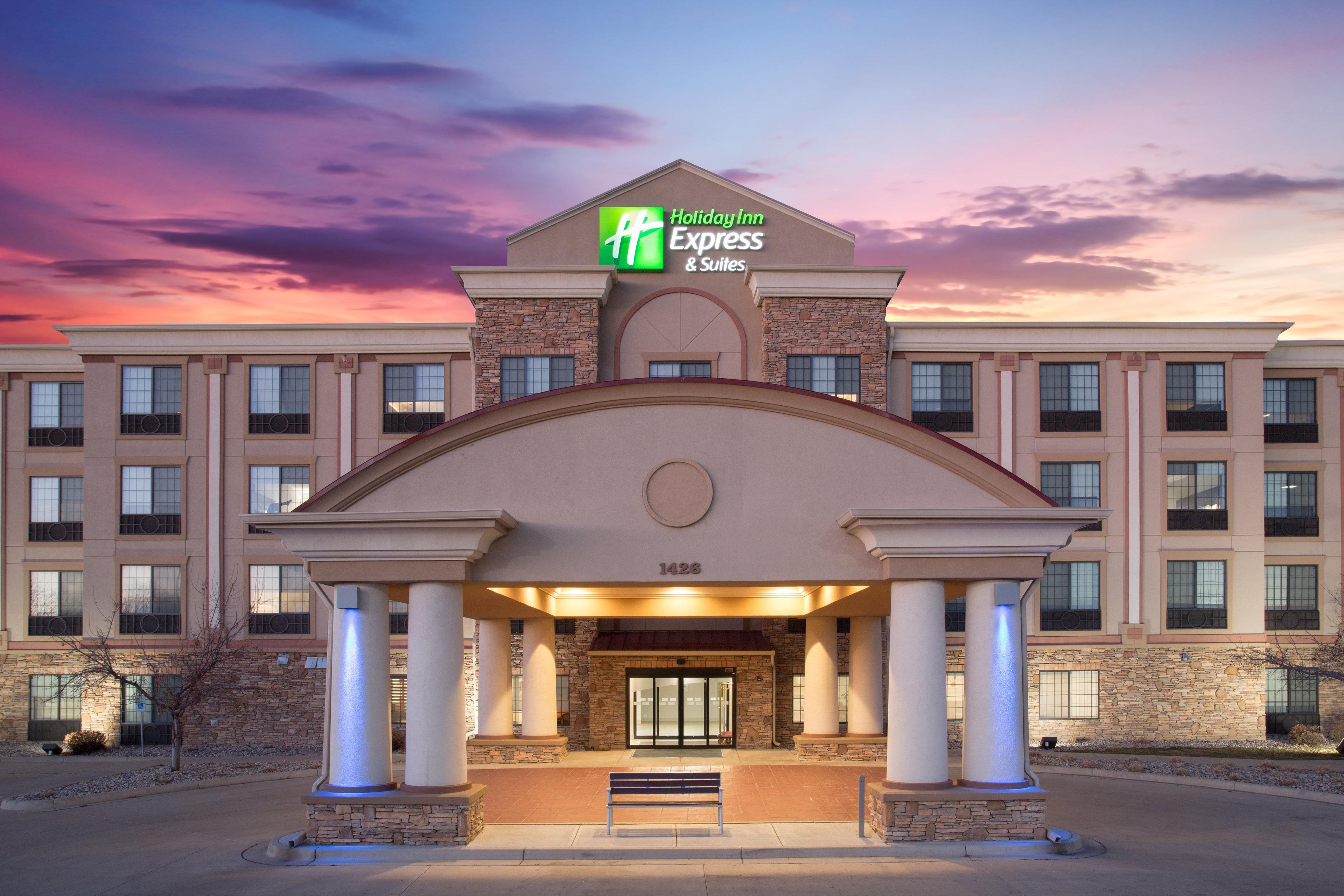 Holiday Inn Express Hotel & Suites Fort Collins By Ihg Exteriör bild