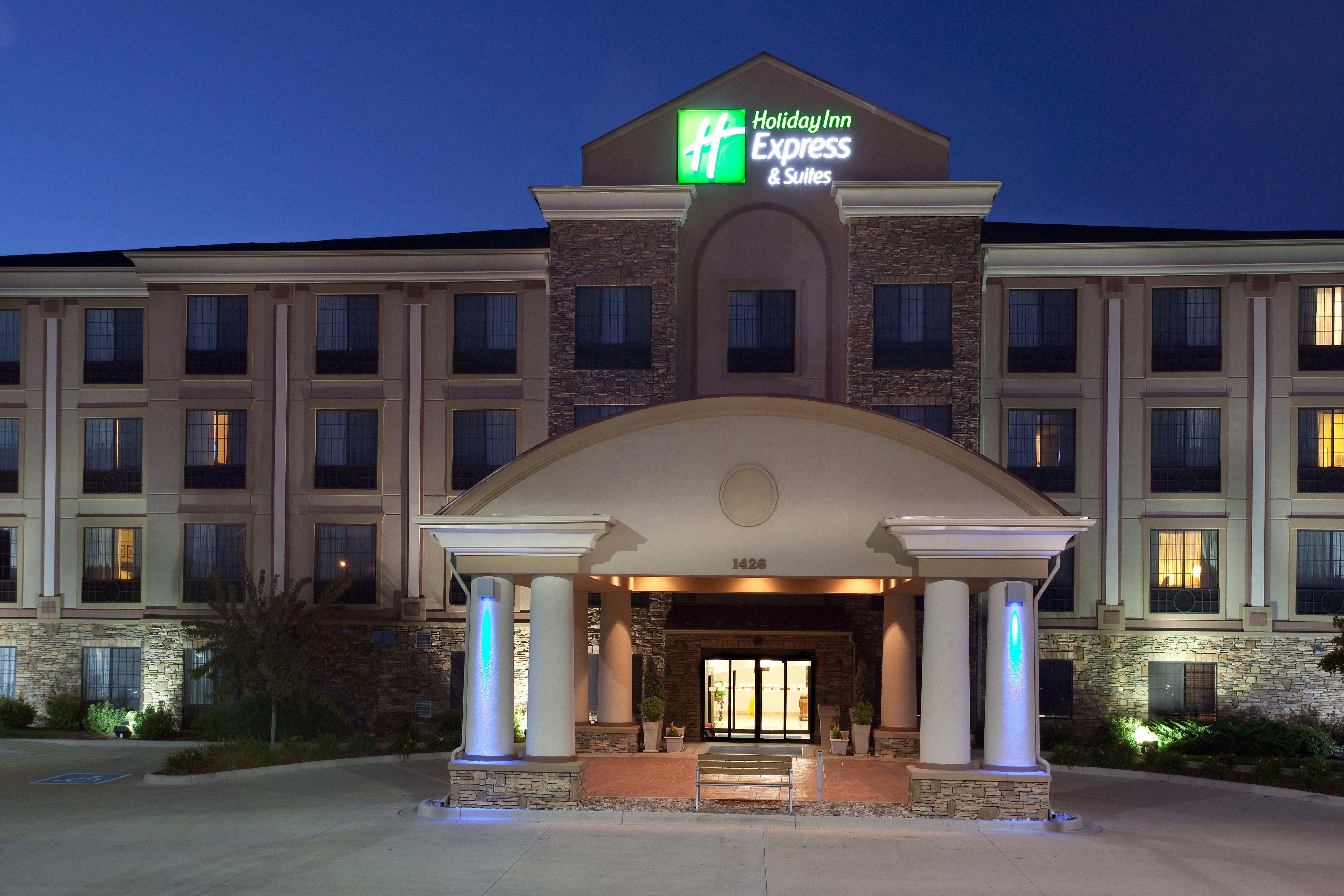 Holiday Inn Express Hotel & Suites Fort Collins By Ihg Exteriör bild