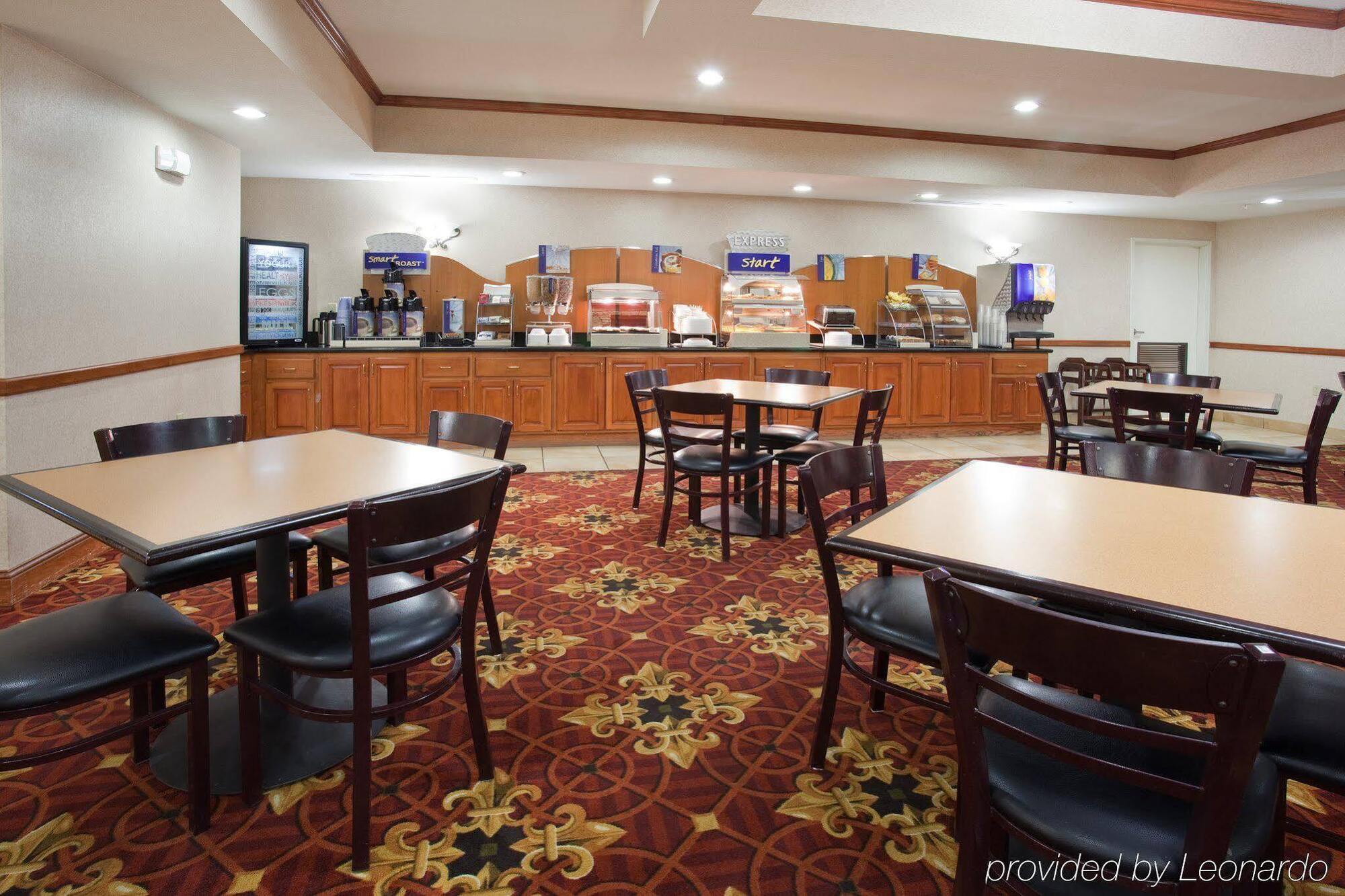 Holiday Inn Express Hotel & Suites Fort Collins By Ihg Exteriör bild