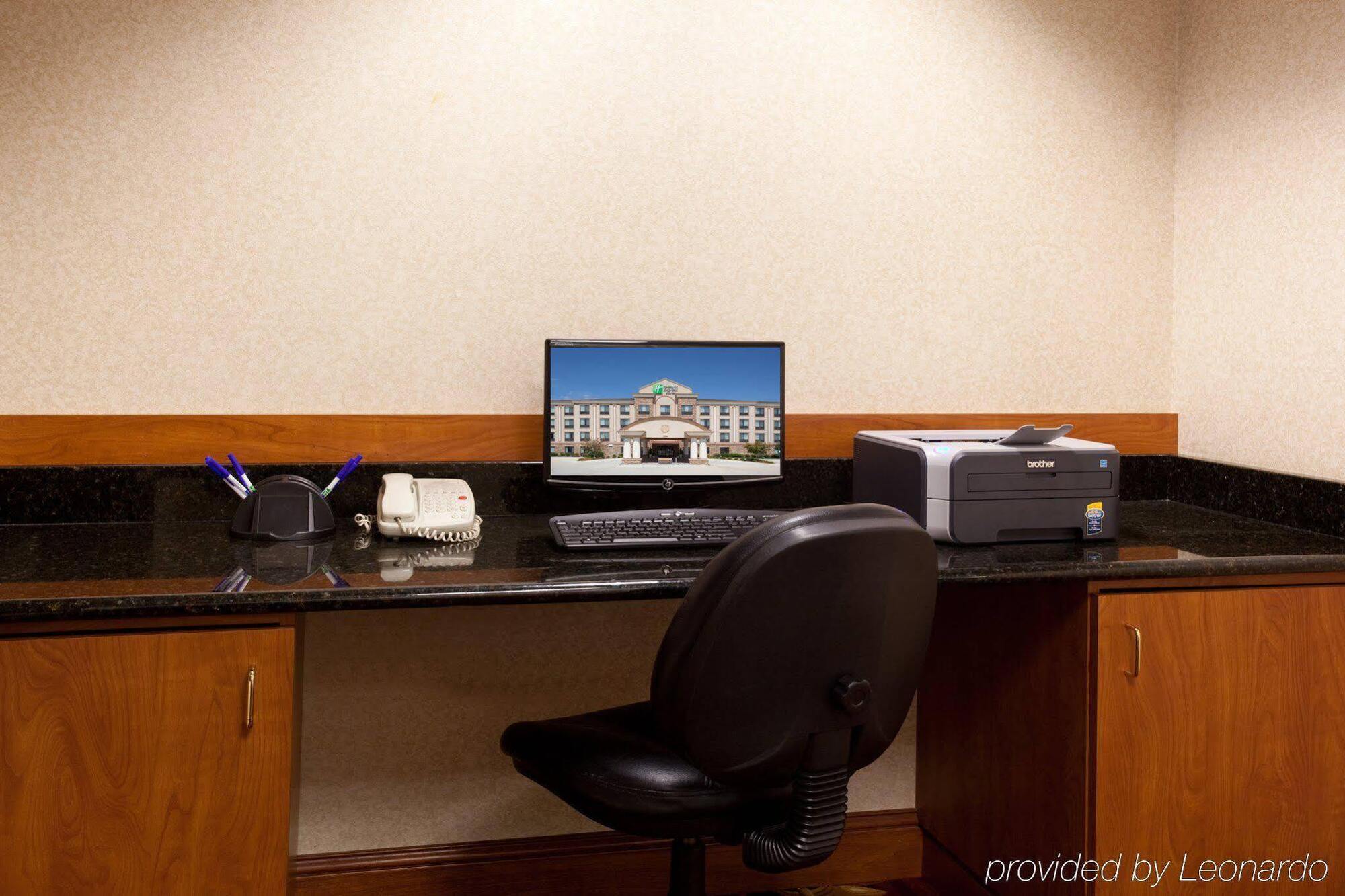 Holiday Inn Express Hotel & Suites Fort Collins By Ihg Exteriör bild