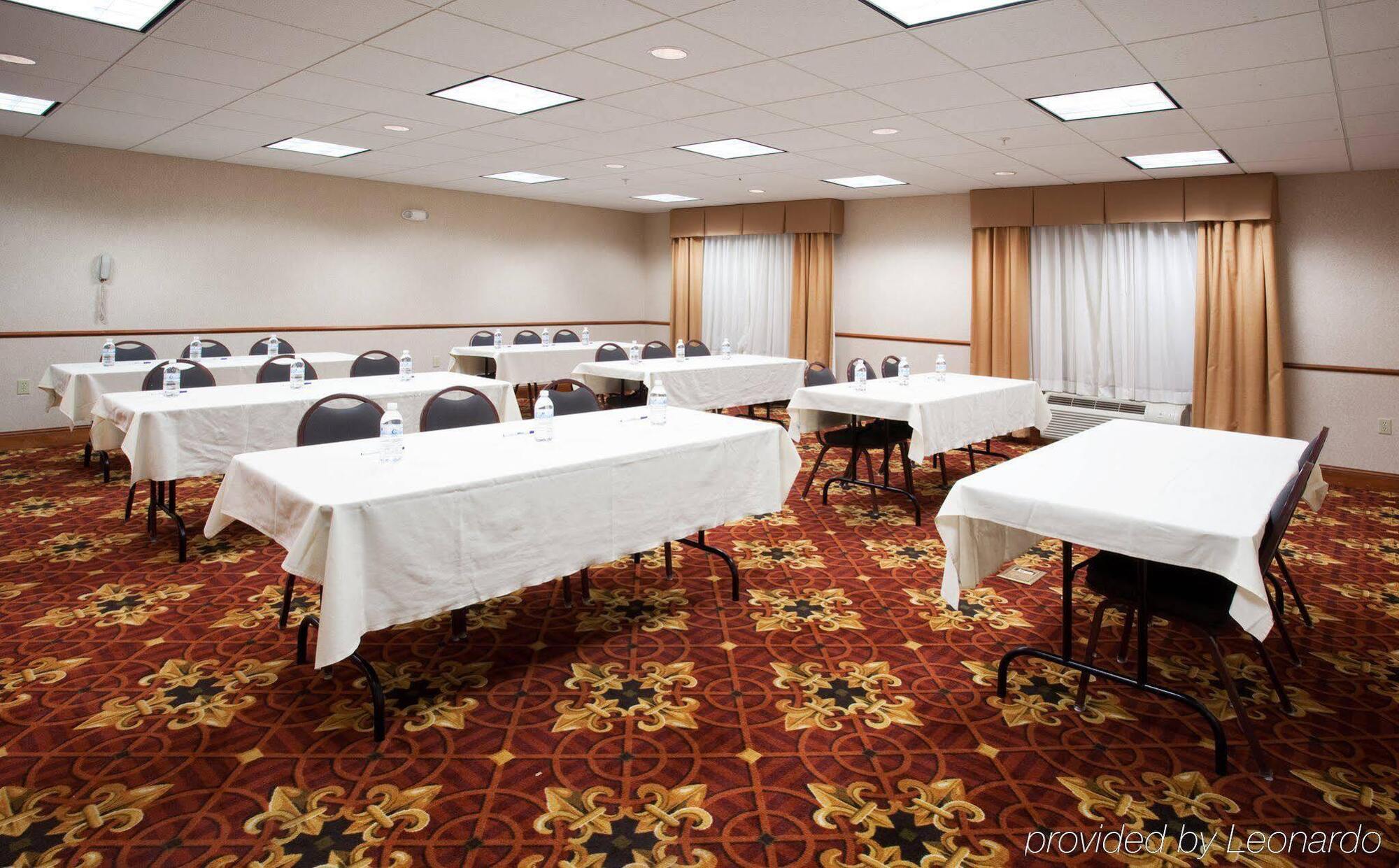 Holiday Inn Express Hotel & Suites Fort Collins By Ihg Exteriör bild